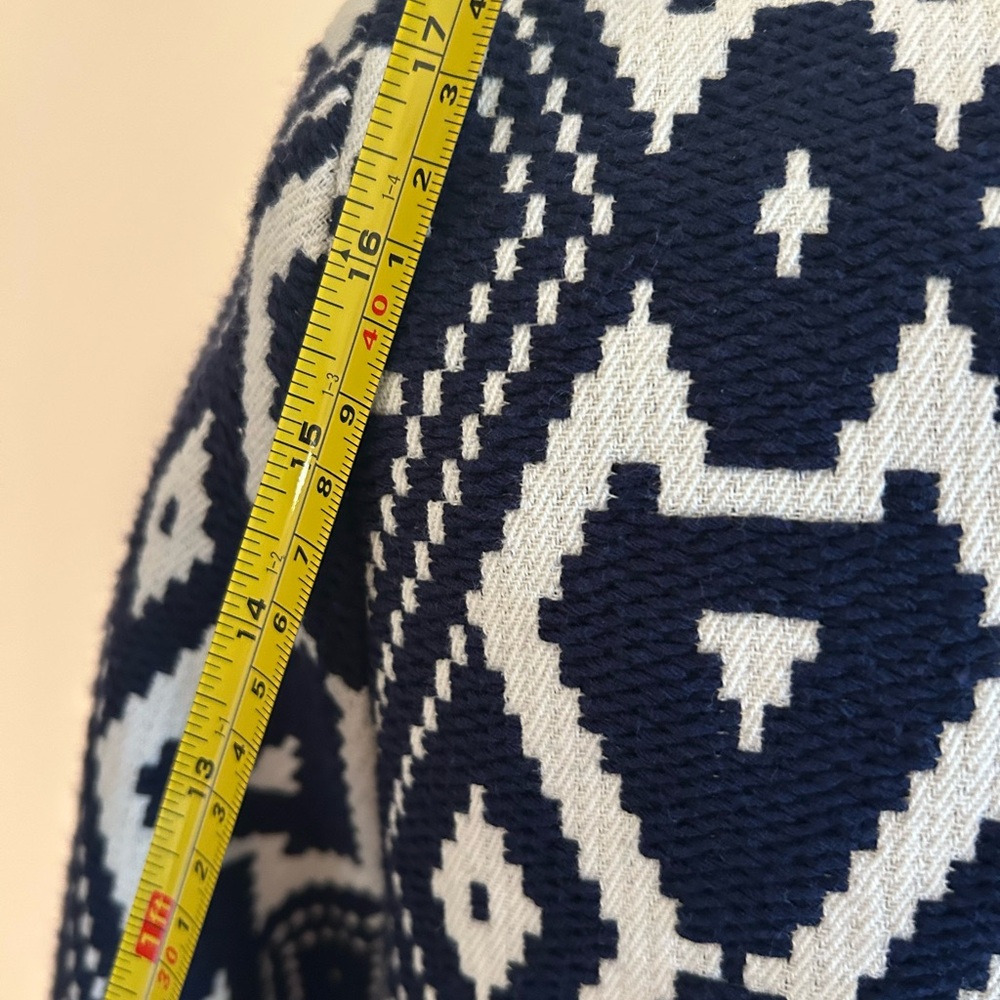 Geometric Patterned Jacket With Pink Accents By V… - image 8